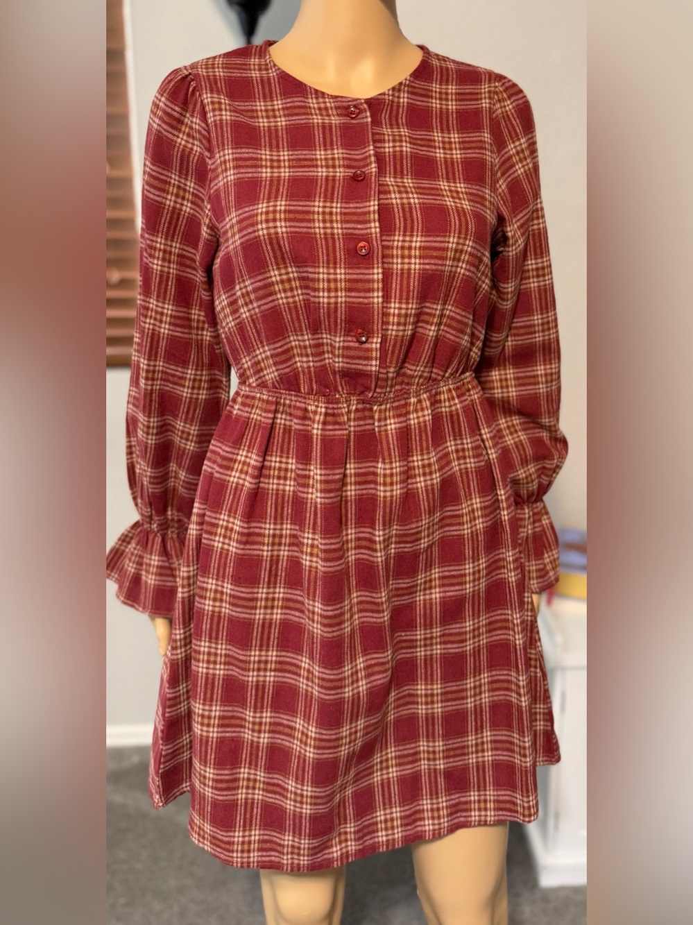 $6 NWOT size SPlaid Long-Sleeve Button Front Dress in Burgundy $6 WHEN BUNDLED